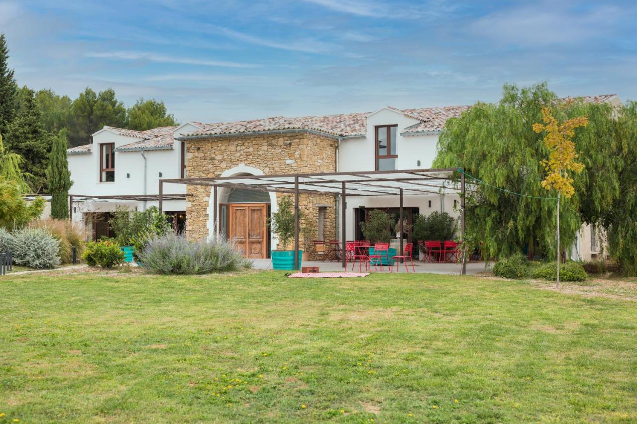 Chambres D'Hotes - Domaine De Cristia Courthezon Exterior photo