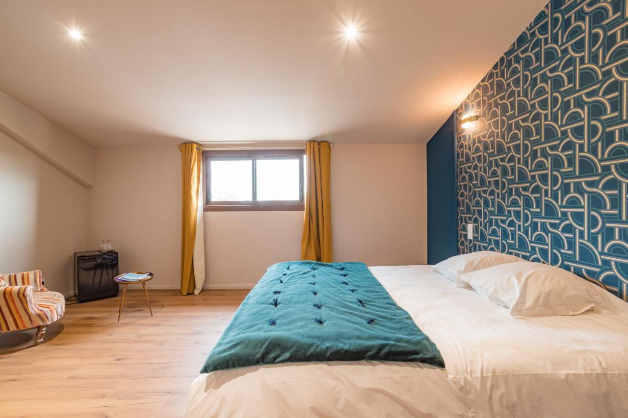 Chambres D'Hotes - Domaine De Cristia Courthezon Exterior photo