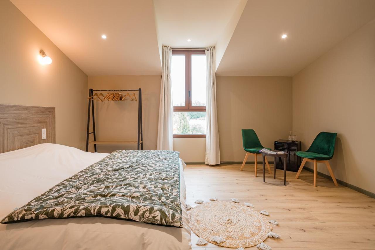Chambres D'Hotes - Domaine De Cristia Courthezon Exterior photo